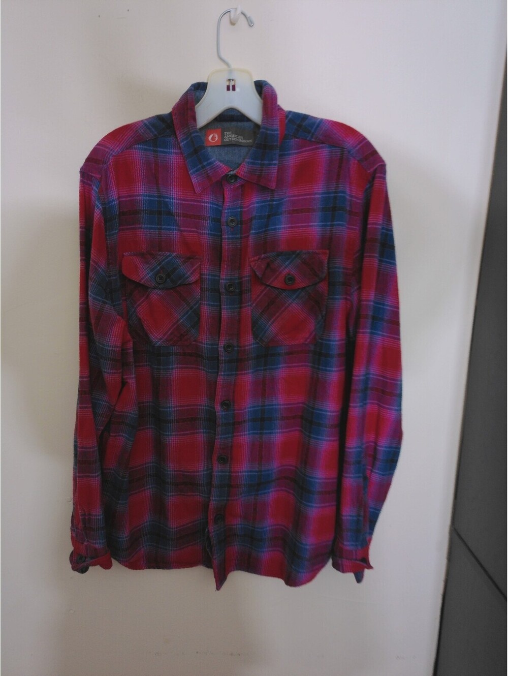 The American Outdoorsman Mens Flannel Shirt L Red Blue Plaid Long Sleeve Button